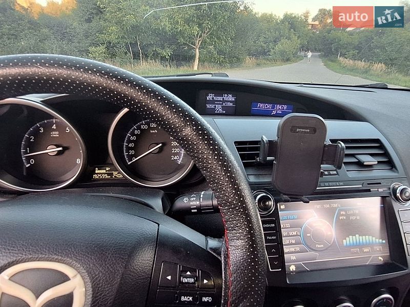 Седан Mazda 3 2012 в Львові