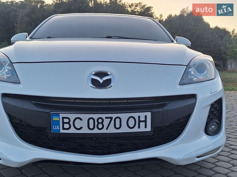 Седан Mazda 3 2012 в Львові