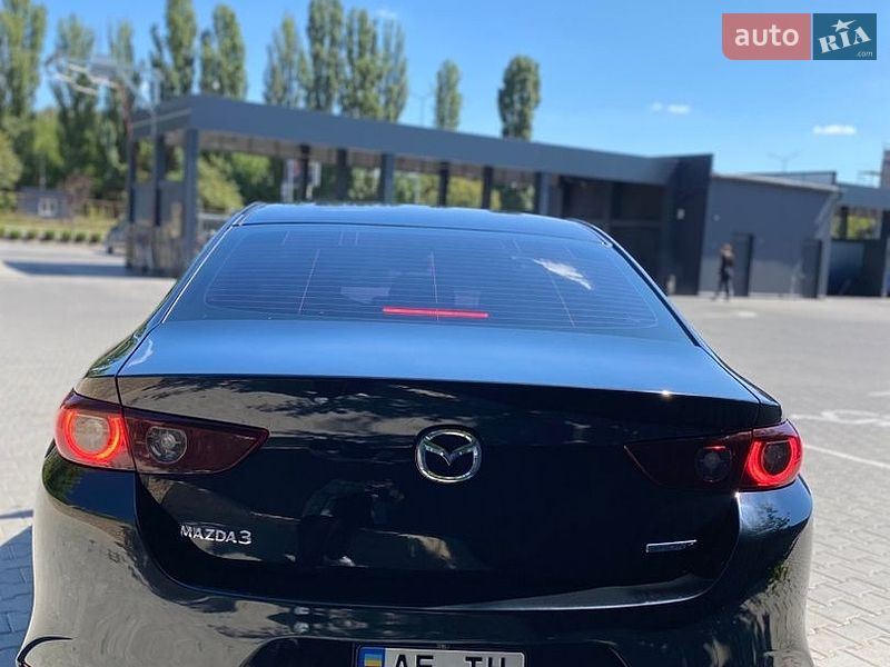 Седан Mazda 3 2023 в Виннице