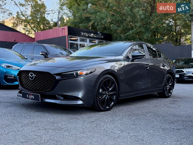 Седан Mazda 3 2020 в Киеве