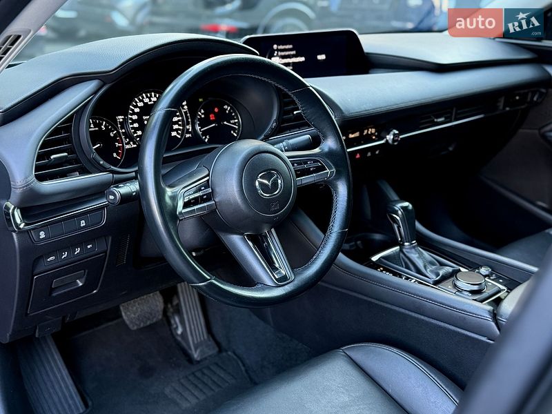 Седан Mazda 3 2020 в Киеве