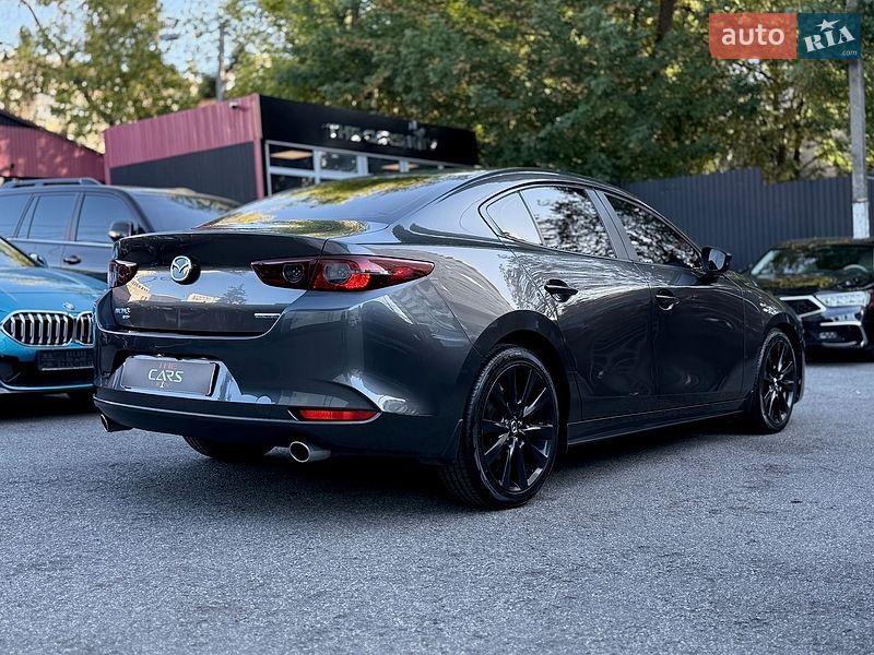 Седан Mazda 3 2020 в Киеве