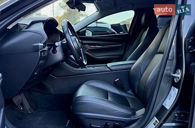 Седан Mazda 3 2020 в Киеве