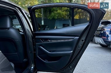 Седан Mazda 3 2020 в Киеве