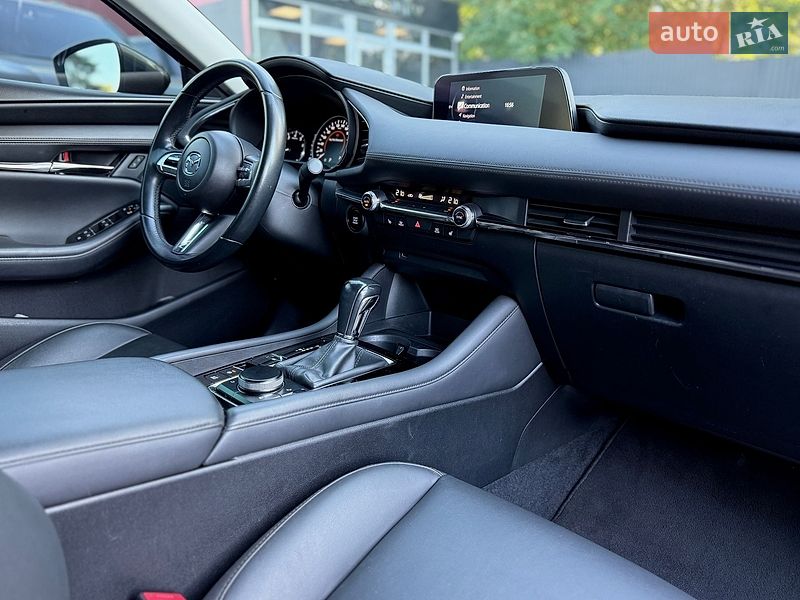 Седан Mazda 3 2020 в Киеве
