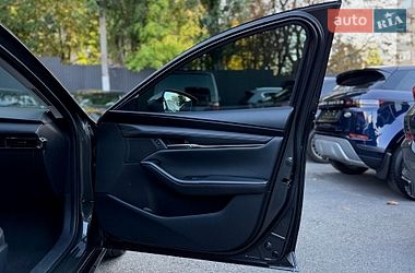Седан Mazda 3 2020 в Киеве