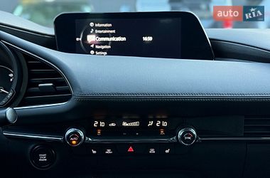 Седан Mazda 3 2020 в Киеве
