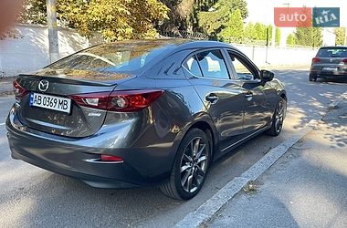 Седан Mazda 3 2017 в Виннице