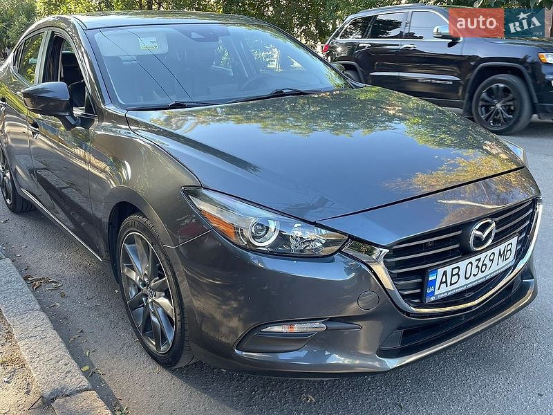 Седан Mazda 3 2017 в Виннице