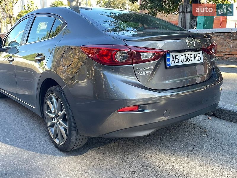Седан Mazda 3 2017 в Виннице