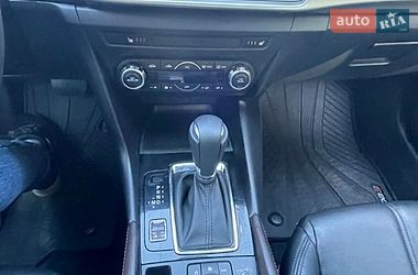 Седан Mazda 3 2017 в Виннице
