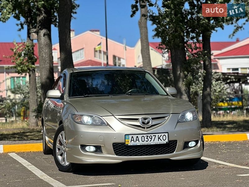 Седан Mazda 3 2006 в Киеве