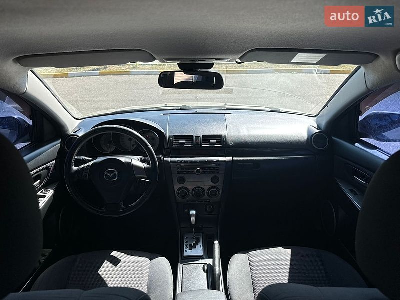 Седан Mazda 3 2006 в Киеве