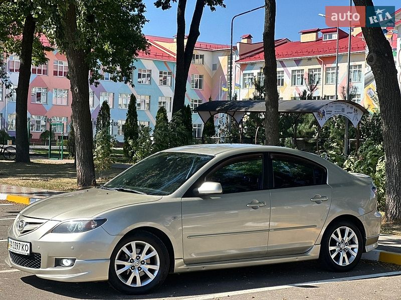 Седан Mazda 3 2006 в Киеве
