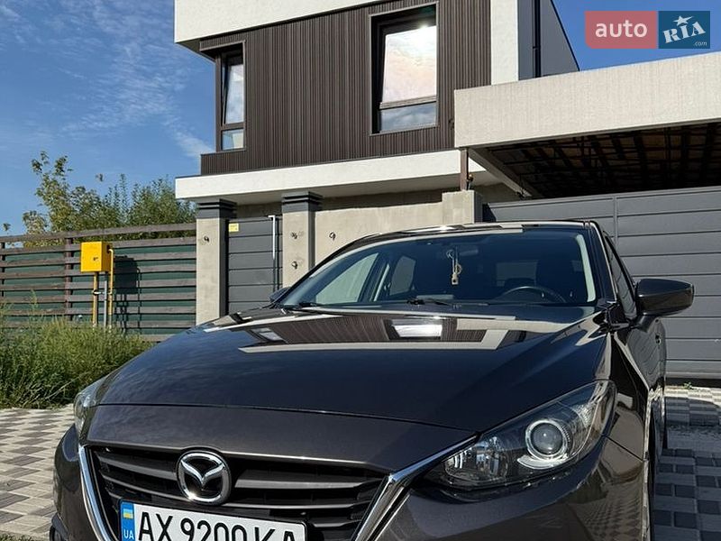 Mazda 3 2016