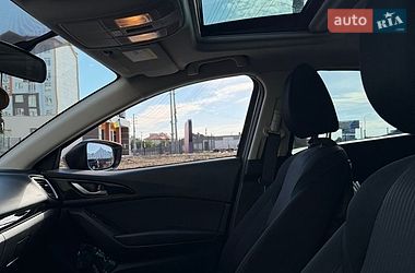 Хэтчбек Mazda 3 2016 в Крюковщине