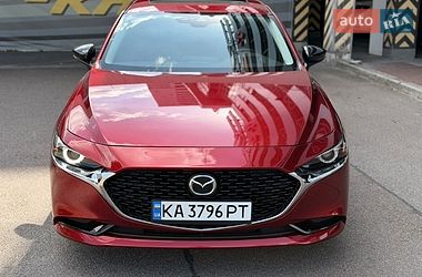Седан Mazda 3 2021 в Киеве