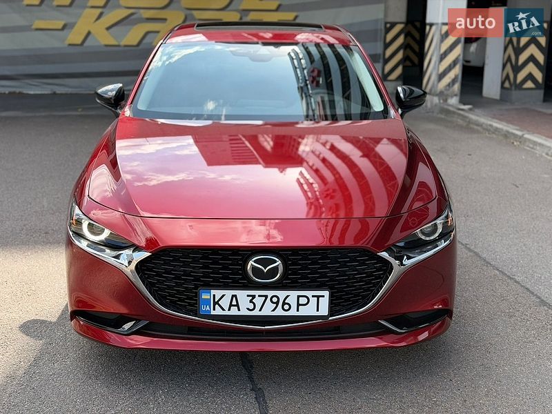 Седан Mazda 3 2021 в Киеве