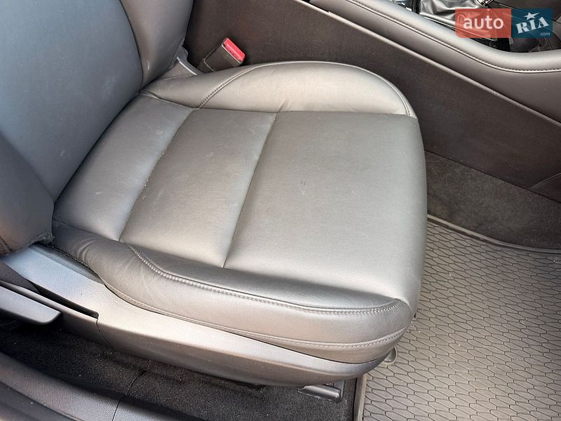 Седан Mazda 3 2021 в Києві