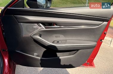 Седан Mazda 3 2021 в Києві