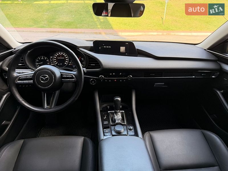 Седан Mazda 3 2021 в Києві