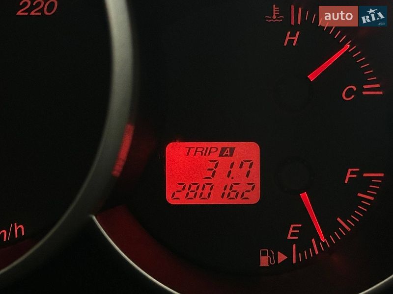 Хетчбек Mazda 3 2005 в Києві фото 33 Хетчбек Mazda 3 2005 в Києві