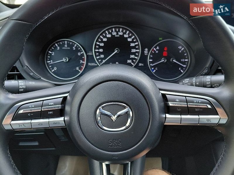 Хэтчбек Mazda 3 2023 в Днепре