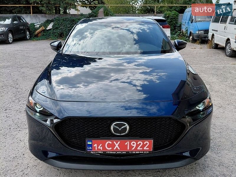Хетчбек Mazda 3 2023 в Дніпрі