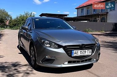 Седан Mazda 3 2014 в Кривому Розі