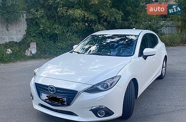 Седан Mazda 3 2016 в Києві