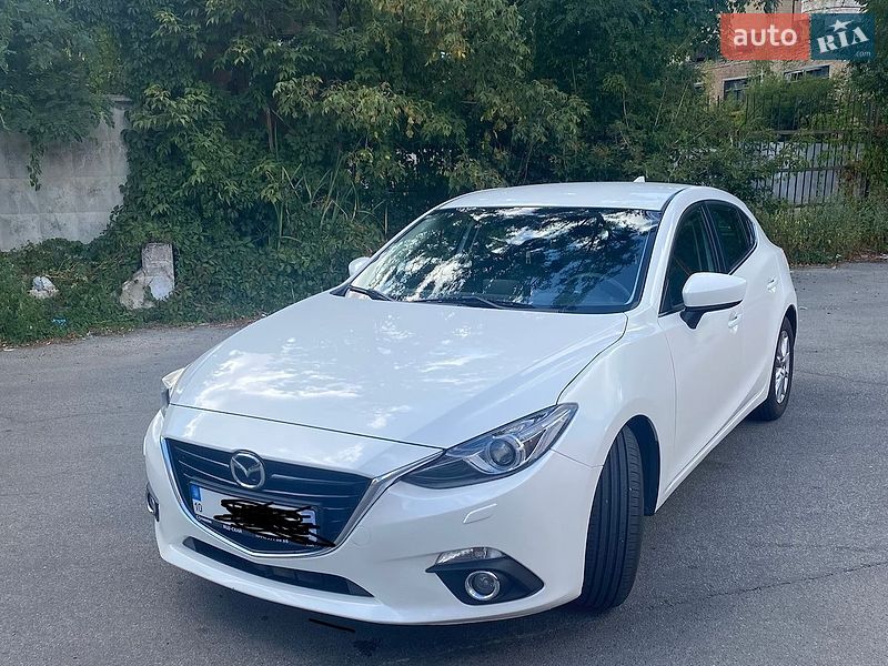 Седан Mazda 3 2016 в Києві