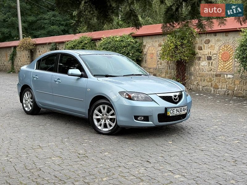 Седан Mazda 3 2007 в Черновцах