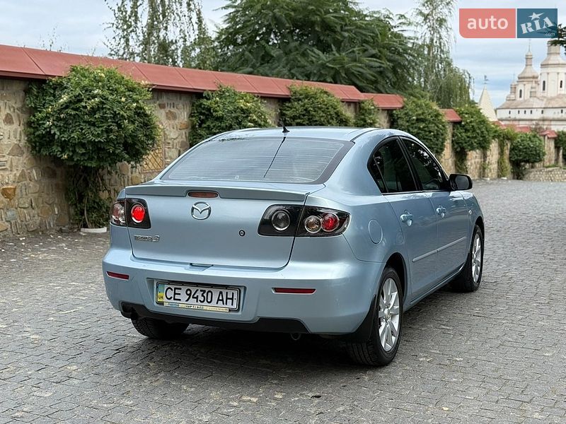 Седан Mazda 3 2007 в Черновцах