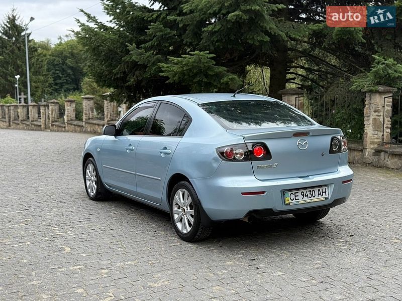 Седан Mazda 3 2007 в Черновцах