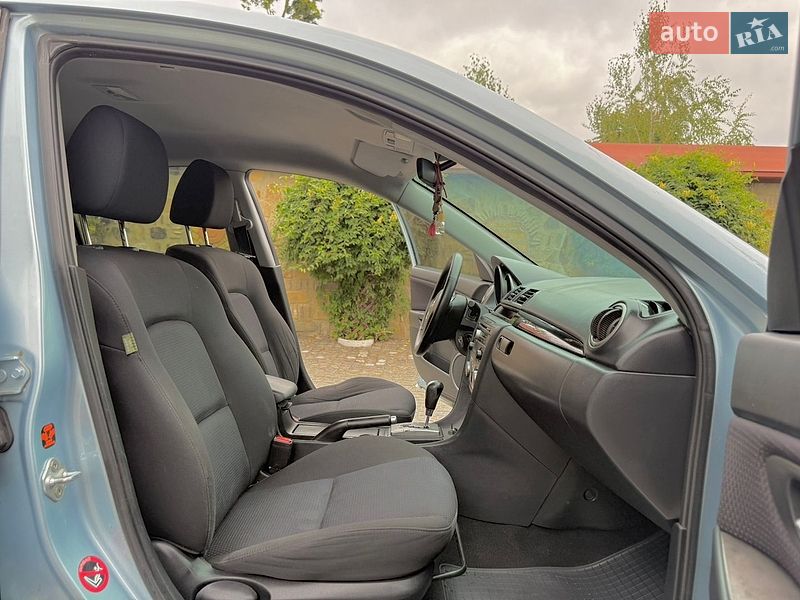 Седан Mazda 3 2007 в Черновцах