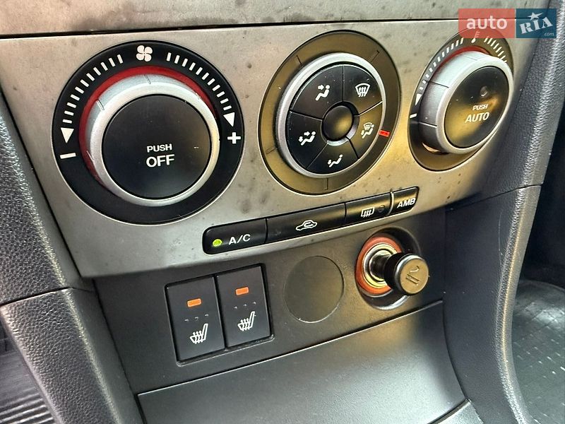 Седан Mazda 3 2007 в Черновцах