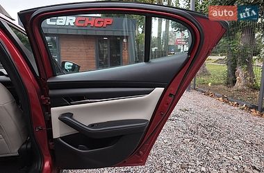 Седан Mazda 3 2019 в Стрию
