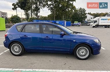 Хетчбек Mazda 3 2003 в Умані