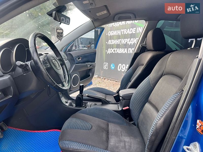 Хэтчбек Mazda 3 2004 в Харькове