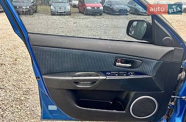 Хэтчбек Mazda 3 2004 в Харькове