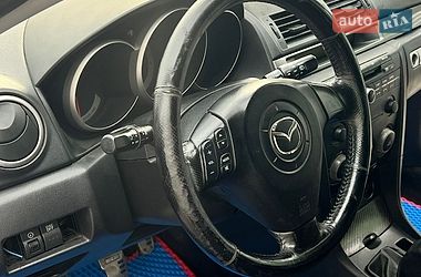 Хэтчбек Mazda 3 2004 в Харькове