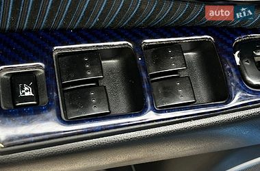 Хэтчбек Mazda 3 2004 в Харькове