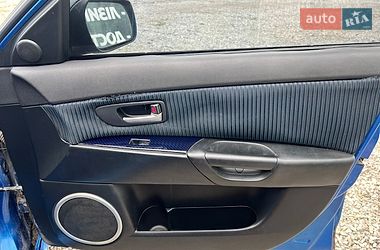Хэтчбек Mazda 3 2004 в Харькове
