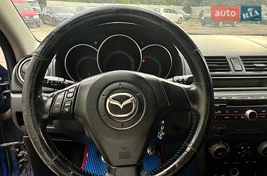 Хэтчбек Mazda 3 2004 в Харькове