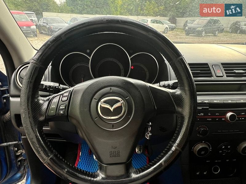 Хэтчбек Mazda 3 2004 в Харькове