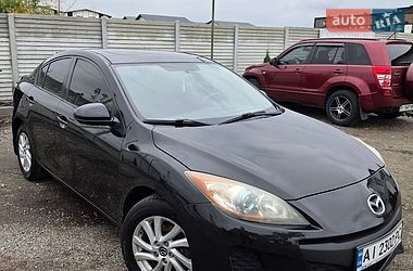 Седан Mazda 3 2013 в Киеве