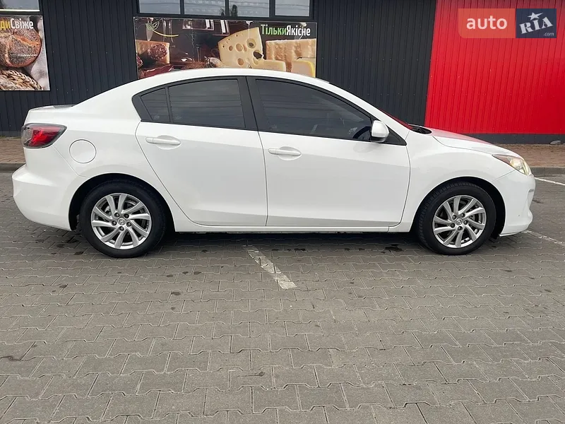 Mazda 3 2012