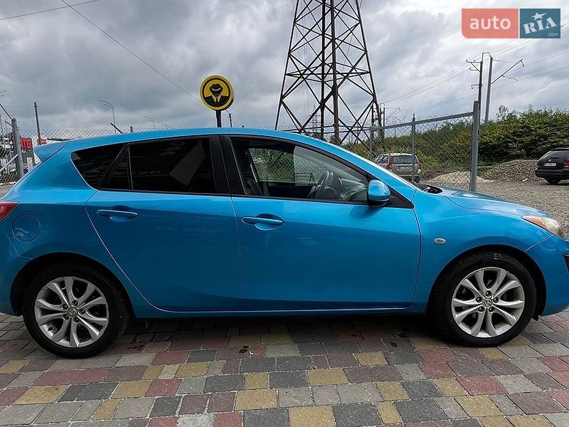 Хэтчбек Mazda 3 2009 в Стрые