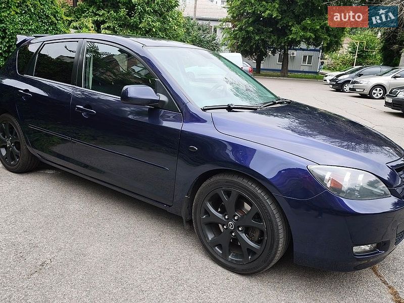 Хэтчбек Mazda 3 2006 в Днепре