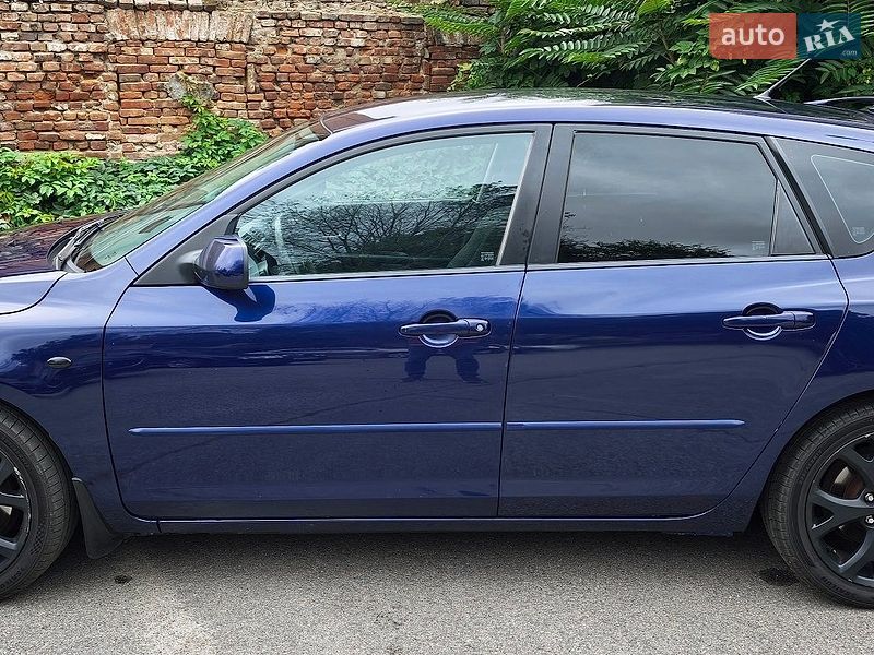 Хэтчбек Mazda 3 2006 в Днепре